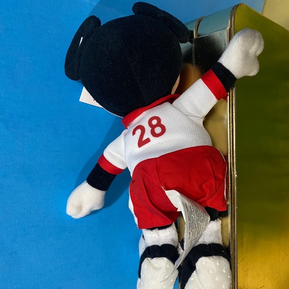 DISNEY STORE EXCLUSIVE NWT VTG 1990’s SOCCER MICKEY MOUSE RETIRED BEAN BAG PLUSH - Picture 8 of 10